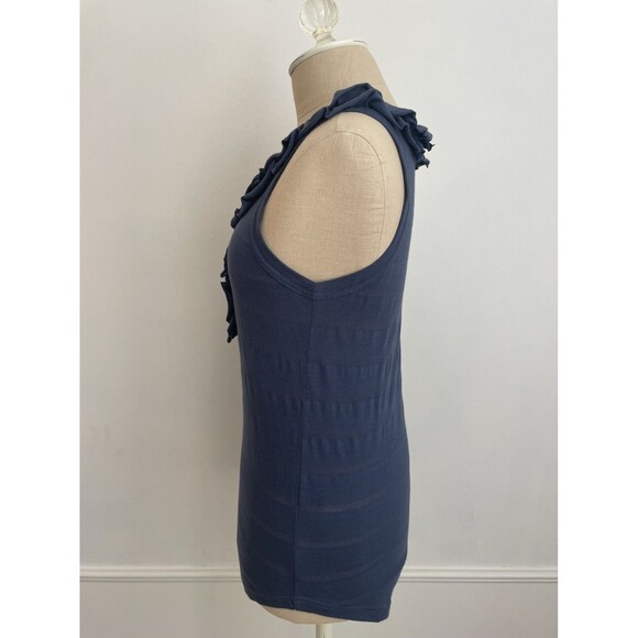 Marc by Marc Jacobs Women's Navy Sleeveless Textured Ruffle Blouse Size Small - Picture 3 of 5